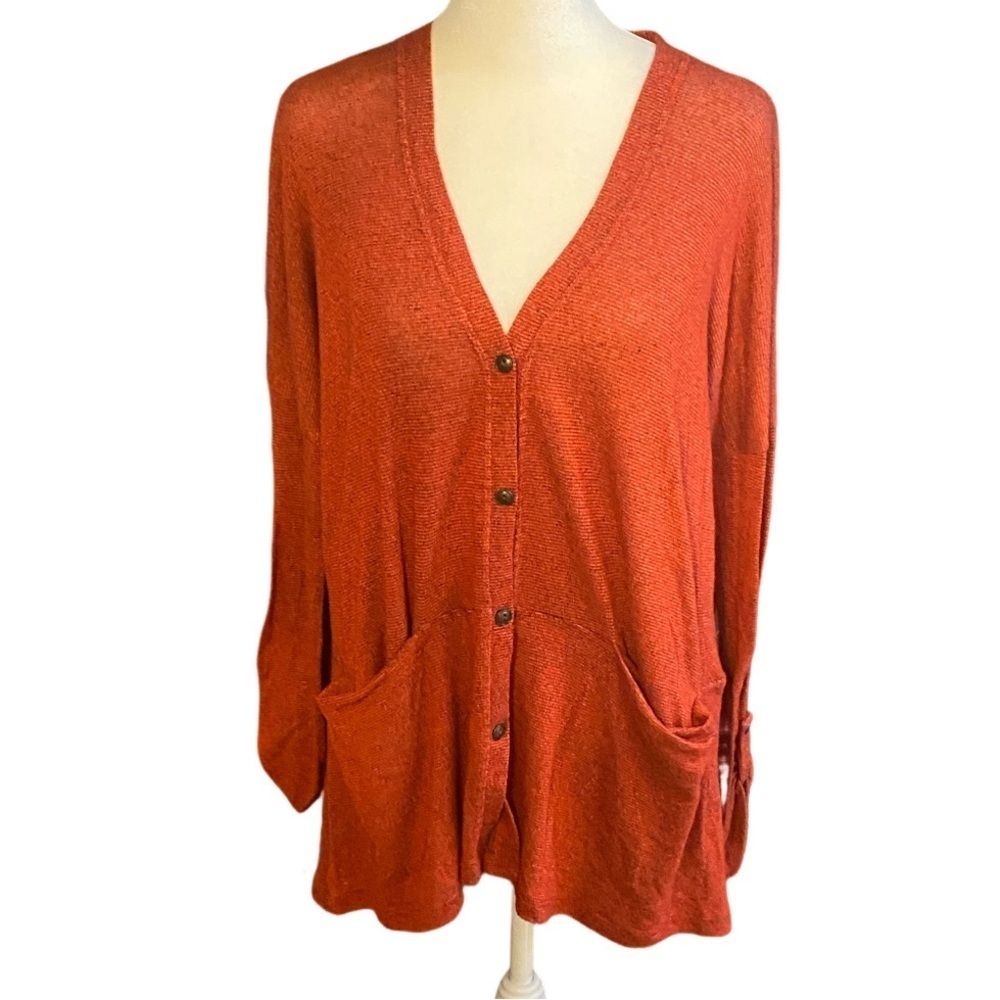 Bobeau Red Orange Knit Cardigan Sweater. Lightweight Button Down. Size L.